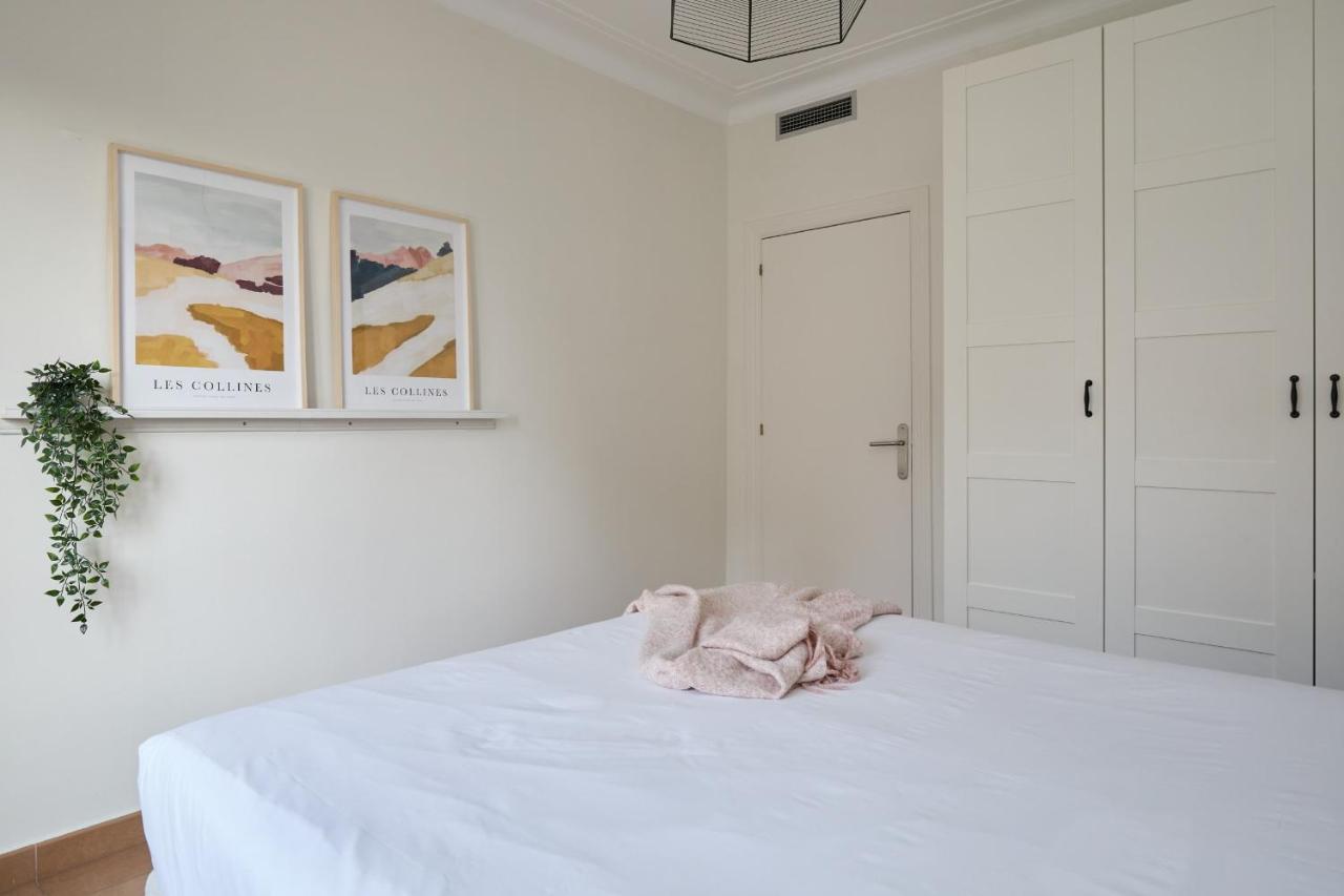 Casa Cosi - Casanova 7 Apartment Барселона Екстериор снимка